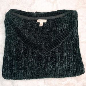 UO Dark Green Cropped Chenille Sweater